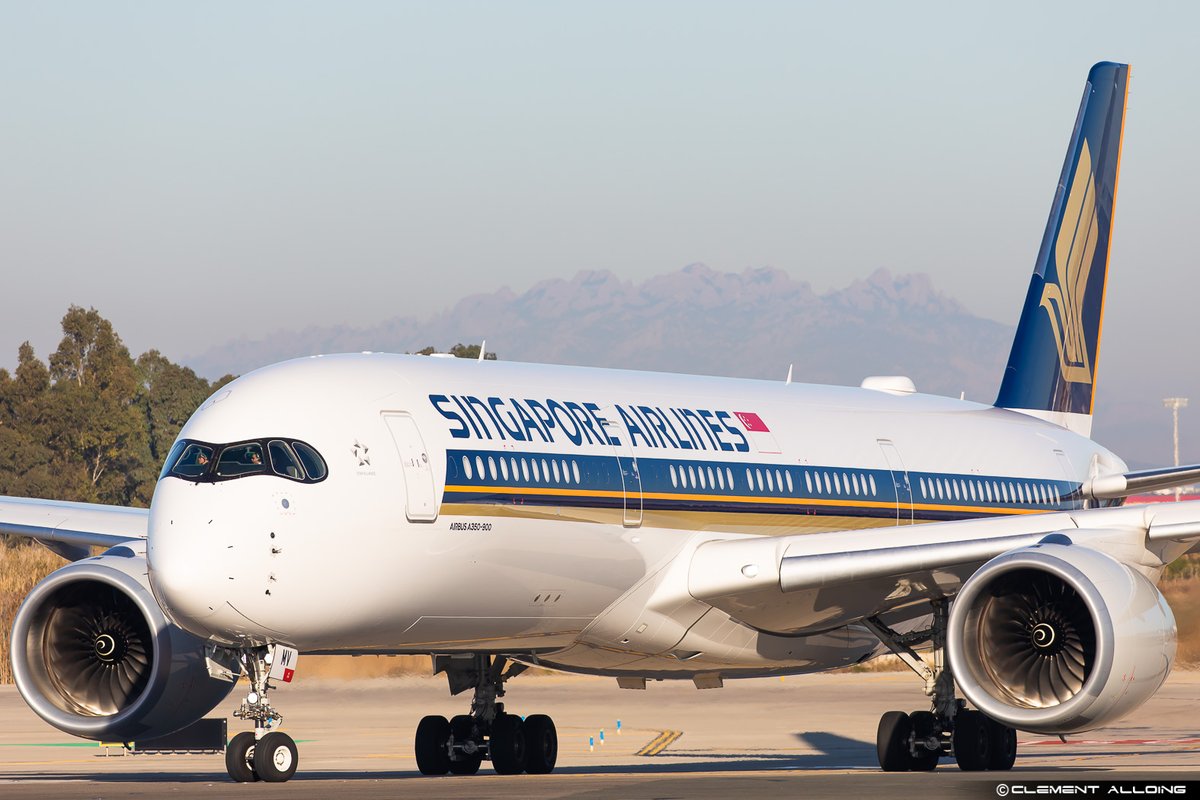 AeroinfoBCN's tweet photo. ⚠️ Por primera vez y desde 2006 que Singapore Airlines opera la ruta Singapur-Barcelona vía Milán, ofrecerá 5ª libertades en el tramo Milán-Barcelona y vv. 
Esto significa que la aerolínea podrá comercializar billetes entre ambas ciudades, primer vuelo a partir del 17 de enero. https://t.co/FRSAzDUWZV