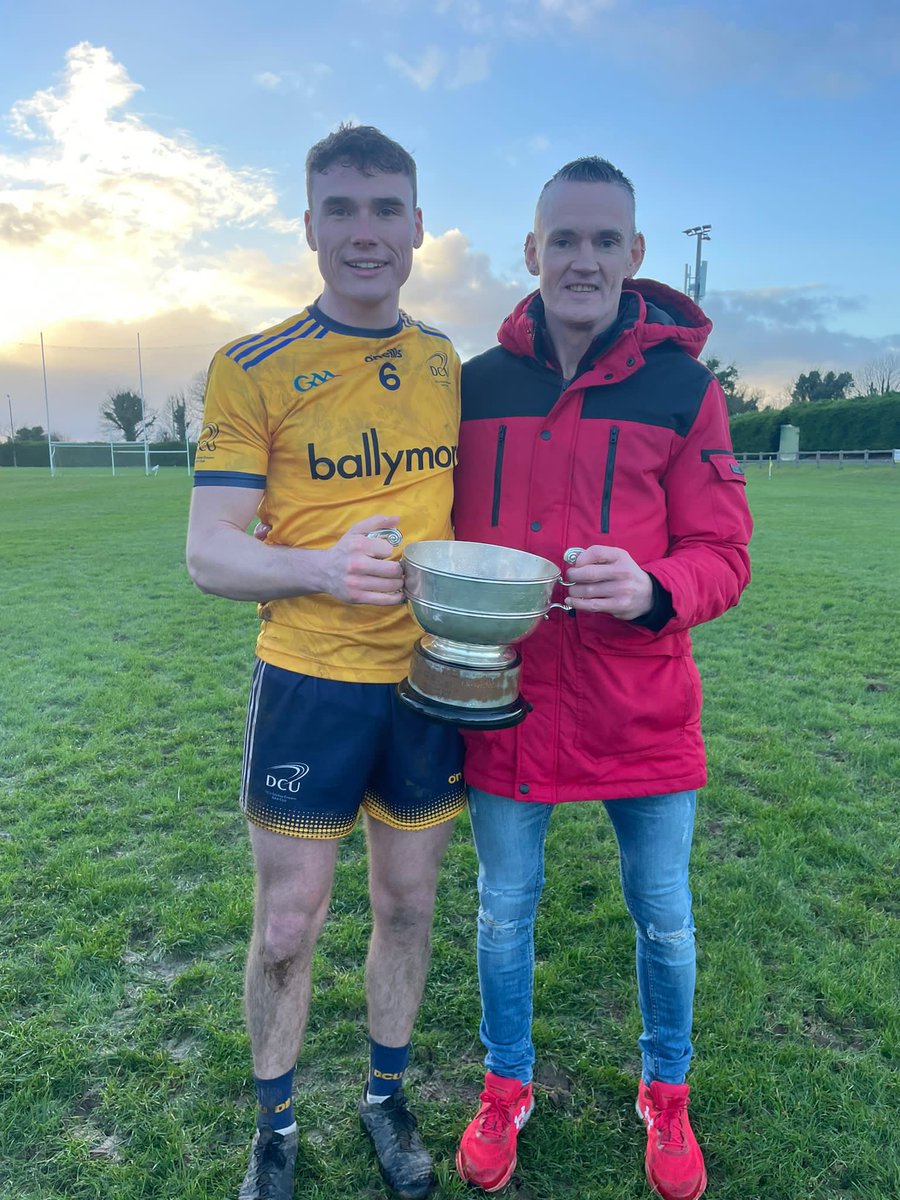 DCUDocEirGAA's tweet photo. Some of the men from across Leinater who landed the @HigherEdGAA Ryan Cup today @OfficialLDGAA @louthgaa @OfficialWexGAA @Carlow_GAA https://t.co/LLbGIbfHBQ