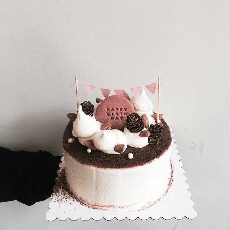 🎂 ʜᴀᴘᴘʏ ʙɪʀᴛʜᴅᴀʏ ᴛᴏ <a href="/Mahiravanax__/">——— ไมยราพ ft. คิดถึงทิ้งข้อความไว้ได้คั้บ</a> 🎉