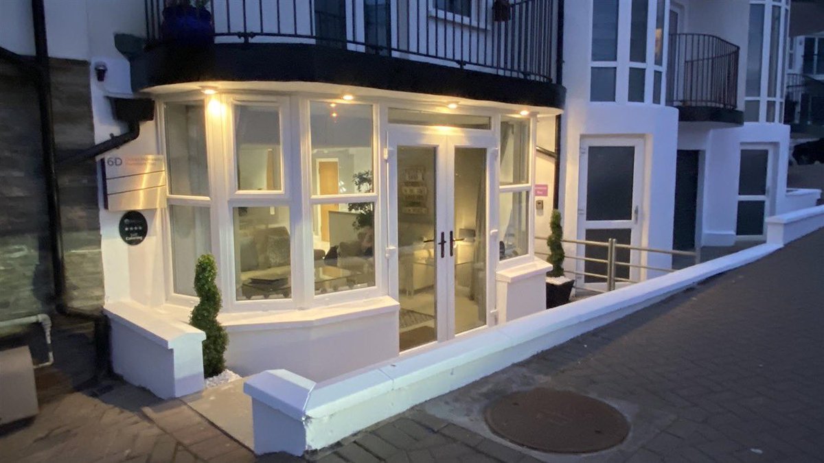 NITouristBoard's tweet photo. Ocean Hideaway at Portmore Bay has been awarded four stars โญ๏ธ๐ Situated on the sea-front in Portstewart, the #wearegoodtogo self-catering apartment offers a safe base for visitors to stay and explore the beautiful North Coast. https://t.co/I8ZNFIn98V