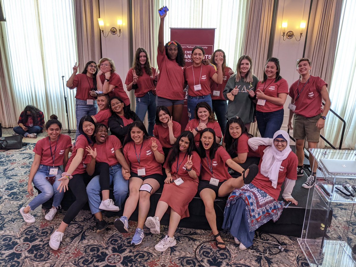 SMUHRP's tweet photo. #HNY from #SMUHumanRights!

@SMUAdmission’s deadline is 1/15! By attending #SMU, you can study human rights &amp; join our family of leaders working worldwide to #DemandDignity. Visit https://t.co/o3Lwfq2owi &amp; https://t.co/haeCMZD3dF for more info! #Seniors2022

📸: Youth Summit 2021 https://t.co/nlRNN8uPw1