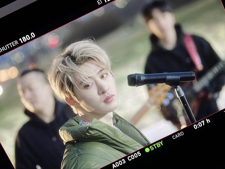 Dearchanwu's tweet photo. KIM GRAMMY LOOKING SEXY HERE

B.I On GRAMMYs Global Spin
#GlobalArtistBI #HANBIN #비아이 @shxx131bi131 https://t.co/5uJlaHEmpm
