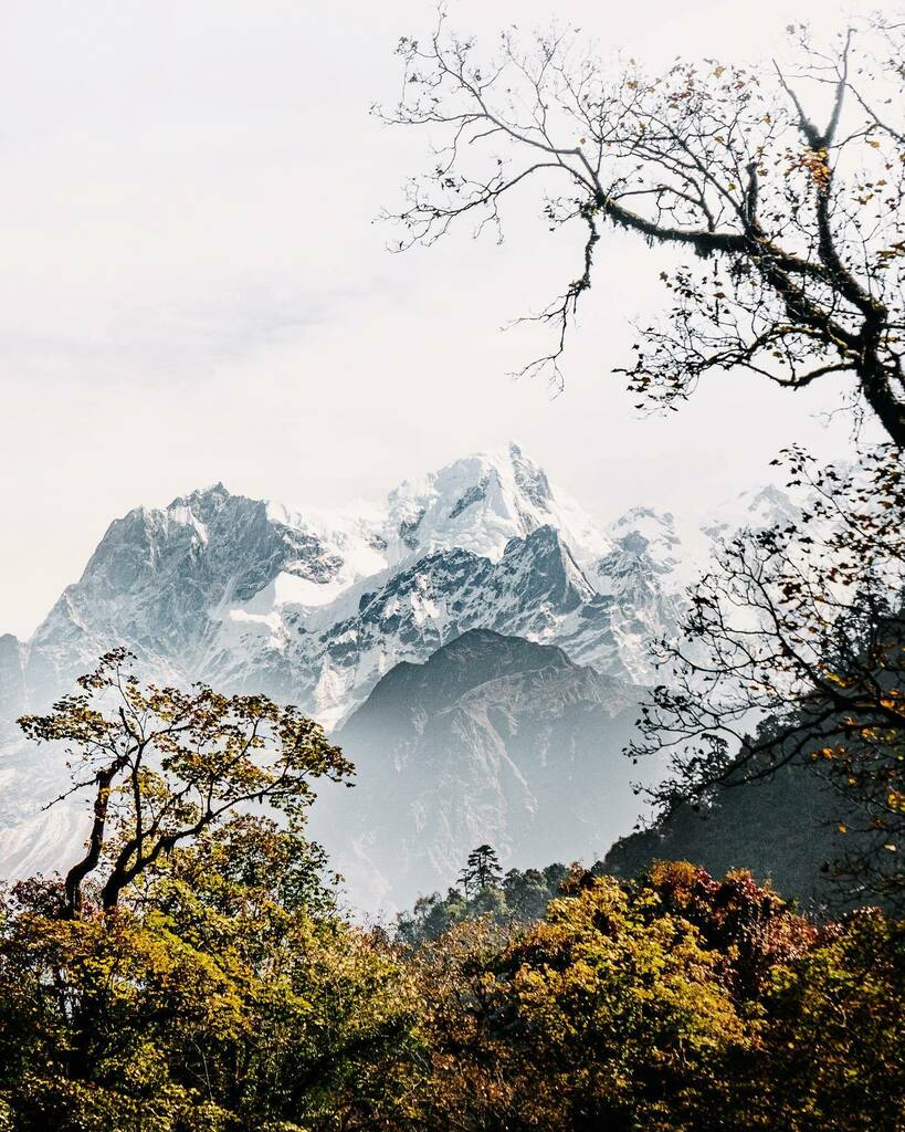 Danscape_Photo's tweet photo. A favourite view from the Annapurna Circuit trek.

#nepal

#photography https://t.co/1RNKUETTuZ