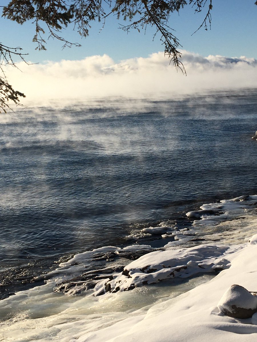 fly_msp's tweet image. #LakeSuperior #Minnesota #Lutsen on a frosty -11F morning