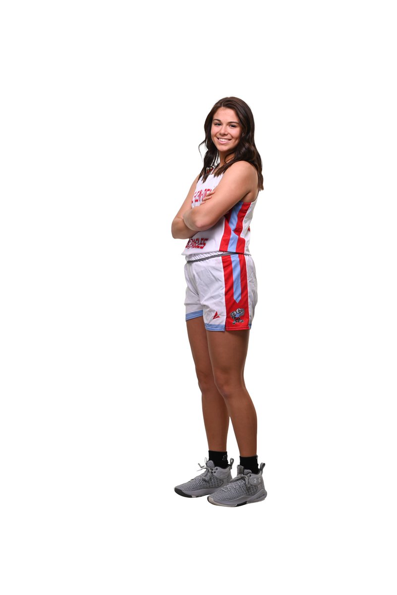 JcdBball's tweet photo. Congrats Reagan Hughes, Annabelle Williams &amp; Emma Newhart ORVC Top Performers! @JCDSports https://t.co/7pEmiu9G3a