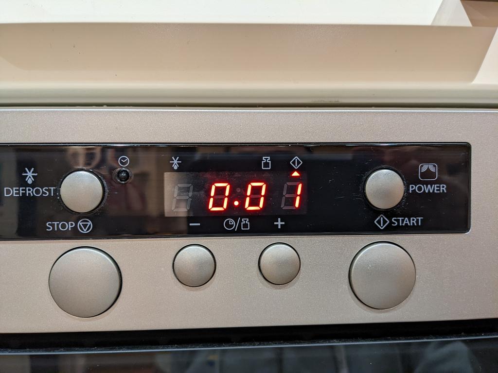 There are 2 types of people. Those that are happy to let the Microwave "ping" when it's finished and those of us who simply must stop it on 1 second for fear of something bad happening if they don't 😂😂
