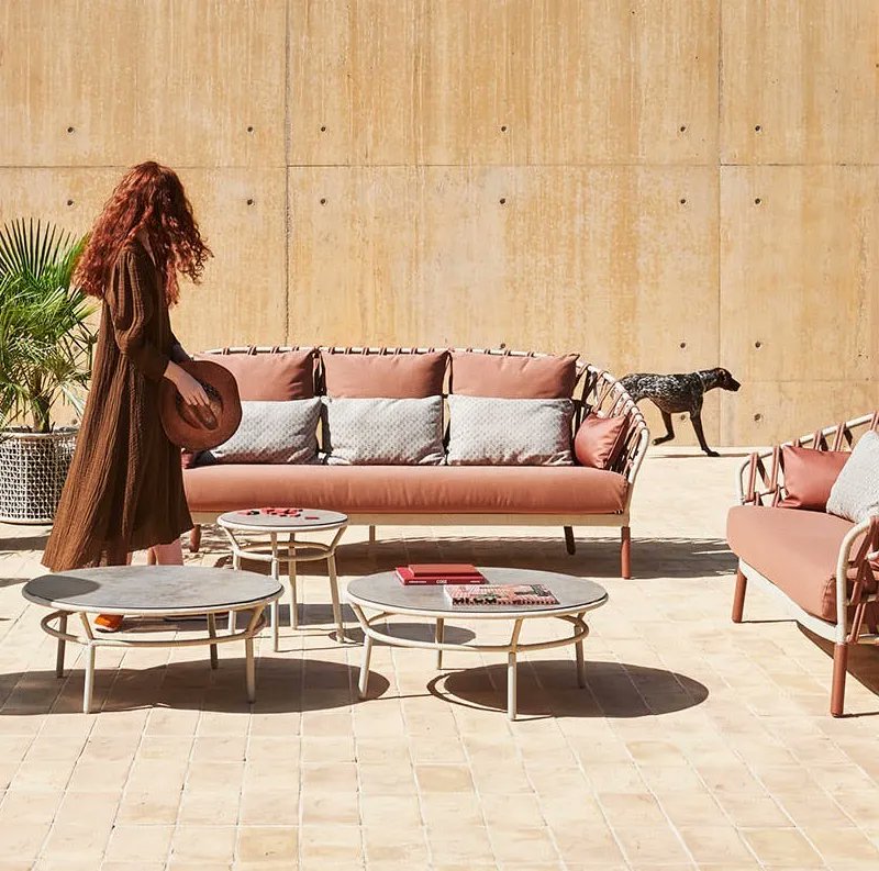 emptystudio's tweet image. Outdoor furniture inspired by refined nuance of organic colors. Get inspired by Emptystudio curated collections of Italian design furniture and accessories.

buff.ly/3GdZpTN

#emptystudio #interiordesign #furnituredesign #madeinitaly #kitchenandbathroom #homedecor