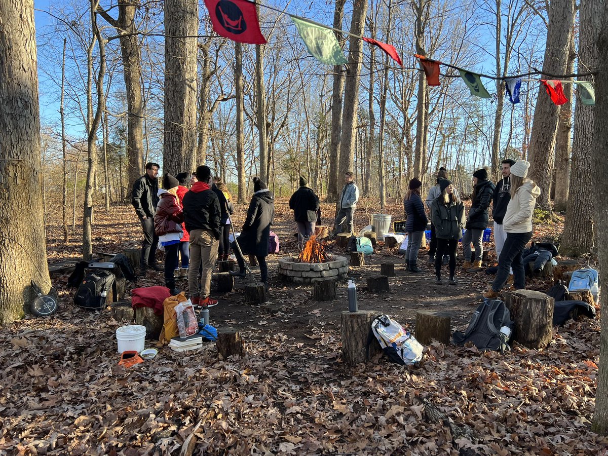First class of Nature Awareness was a success! #COR4240 #ElonEd #teachingoutside <a href="/elonuniversity/">Elon University</a> <a href="/elon_core/">Elon Core Curriculum</a> #enviroed