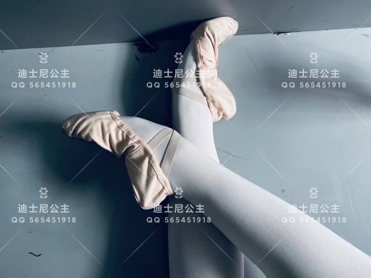 saoneiku1's tweet photo. 还不快来舔？什么都有，还是小程序看图选款，价格实惠💕 #原味 #原味内衣 #原味丝袜 #原味商品 #原味内内 #脚控 #恋物 #恋物癖 #足控 #福利姬 #原味胖次 #内裤 #丝袜脚 #原味卖家 #原味內衣褲 #原味絲襪 #圣水 #裸足 #腿控 #玉足 #恋足 #原味丝袜 #口嚼 #足交 #舔脚 #原味内裤 #原味棉袜 #短丝 #胖次 https://t.co/yBjK8DivXc