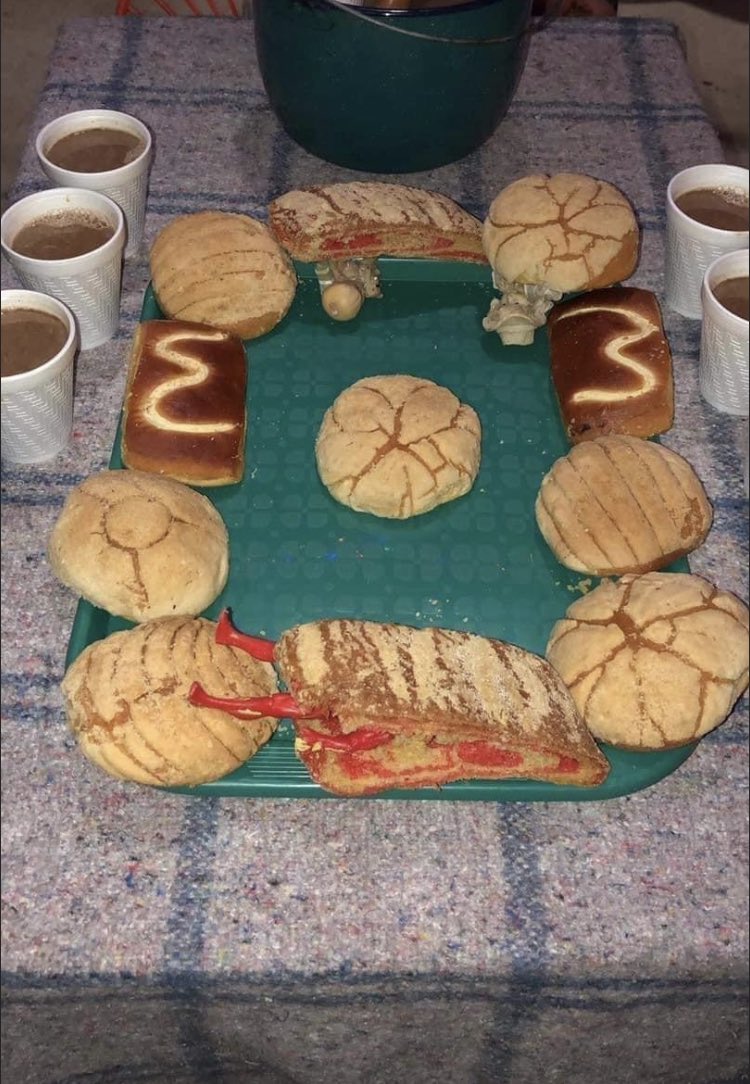 Lista para celebrar el día de Reyes 😌🥳