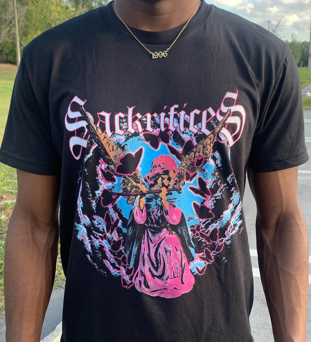 Beezy2swift's tweet photo. Starting this new year off right with the release of our two new set of tees “Forgotten” and “Sack Angel” ☠️💘. Available online and in store. 3220 S us hwy 1 Suite 5, Fort Pierce, FL, 34982 #SACK4 https://t.co/UCNPYC89LJ