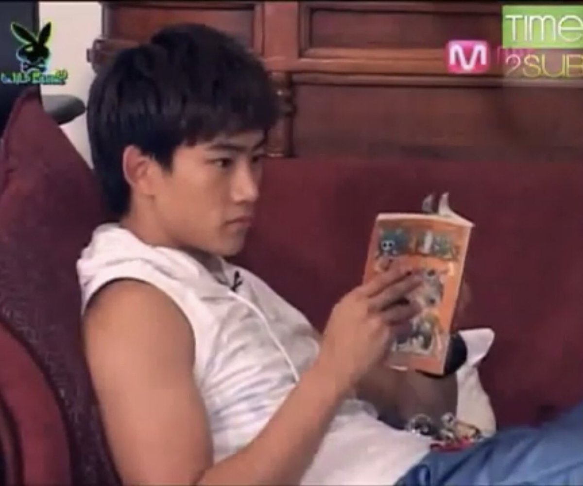 joreujimaaa's tweet image. As a super bleach/one piece fan I cannot express how much this made me happy😭😭😍💚💚 @taeccool #TAECYEON #OkTaecYeon #2PM #STAN_LEGENDS