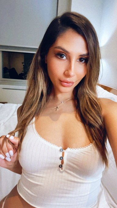 angles &diams;️ https://t.co/Sxnh0MWSb8