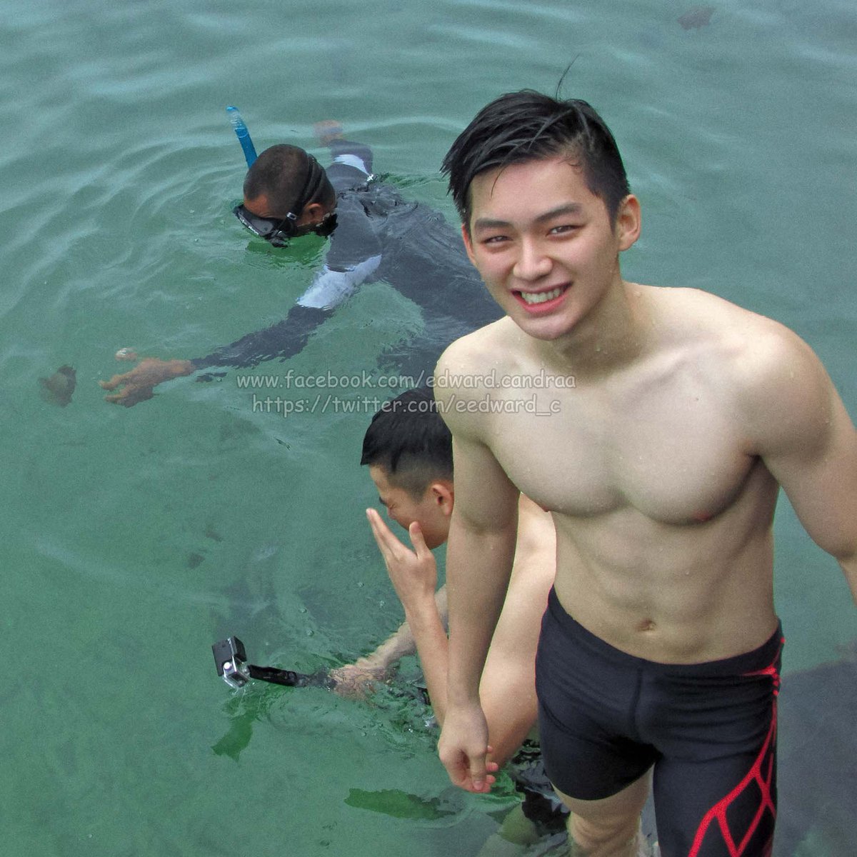 eedward_c's tweet photo. Same place,5 years apart. https://t.co/kgzc5QLALh