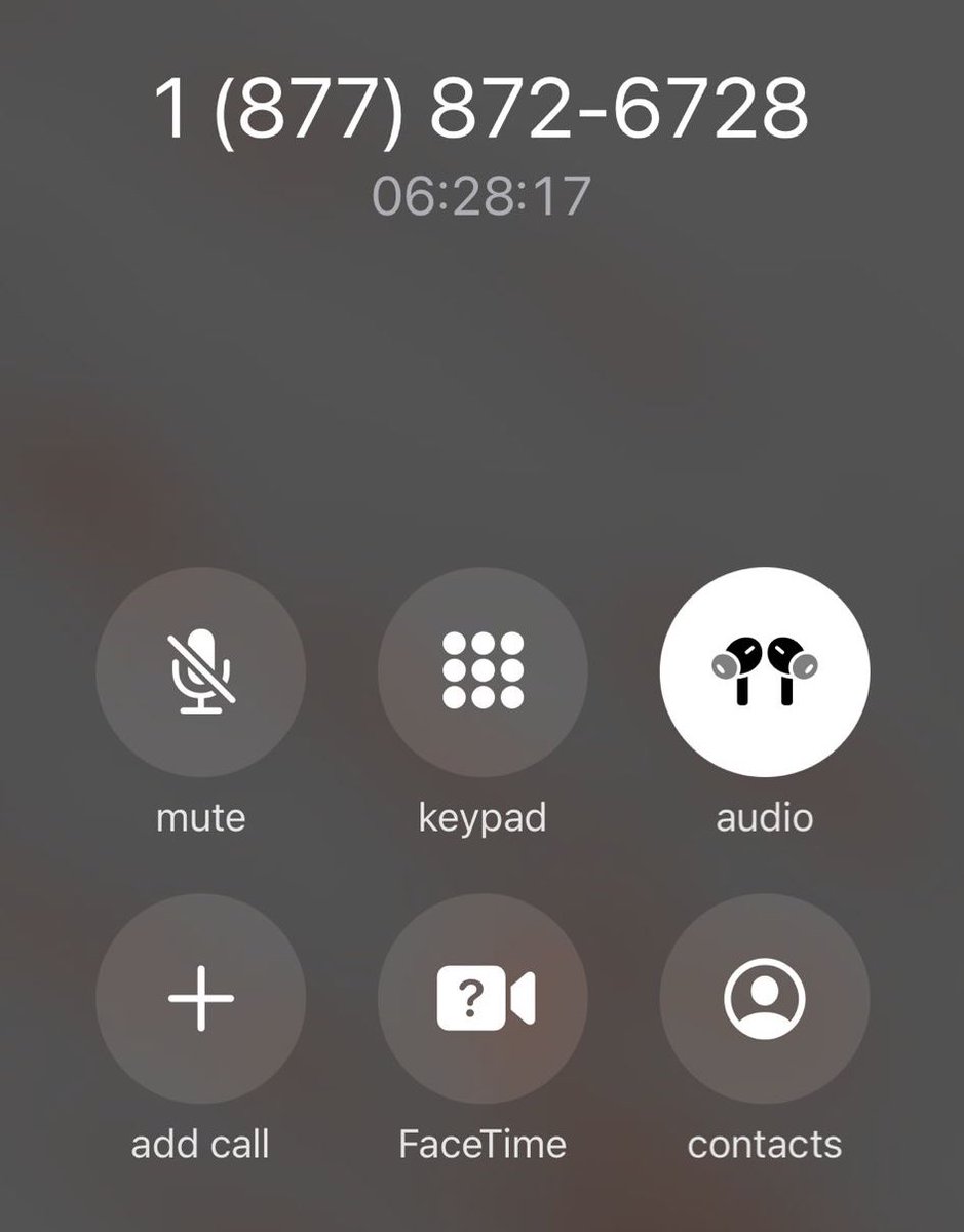 CarolinaInTO's tweet photo. Rooting for my friend in our group chat while she’s been on hold with @airtransat for 6.5 hours+ is what true friendships are for. https://t.co/wjJMkgdEoe