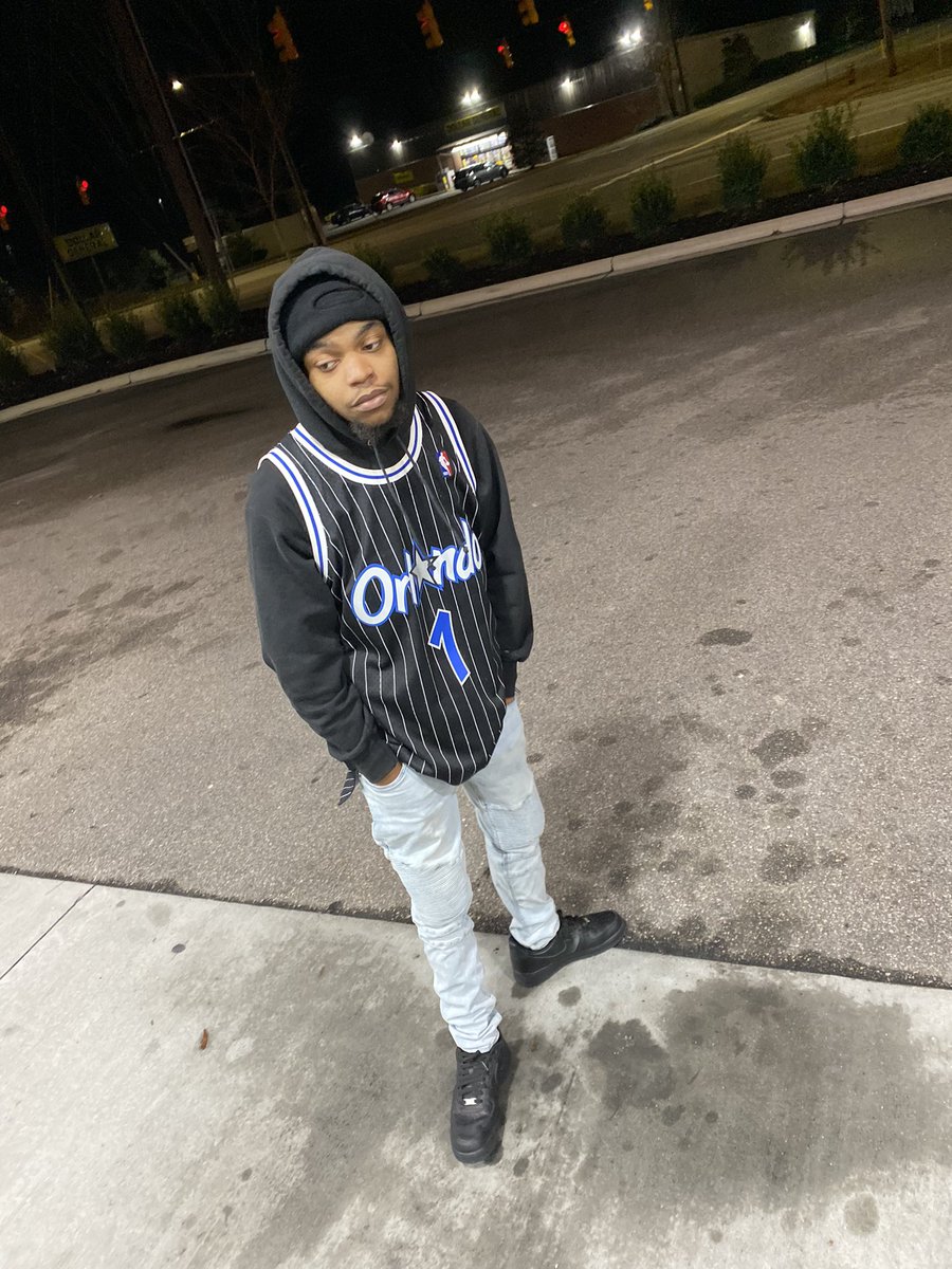 joat_252's tweet photo. This is me if you were wondering 🖤🙏🏾🦾🧠 #bentleygang #bentleyrecords #NewArtist #252 #joat #nc #explore #LikeForLikes #RETWEEET https://t.co/UczlVCkNap