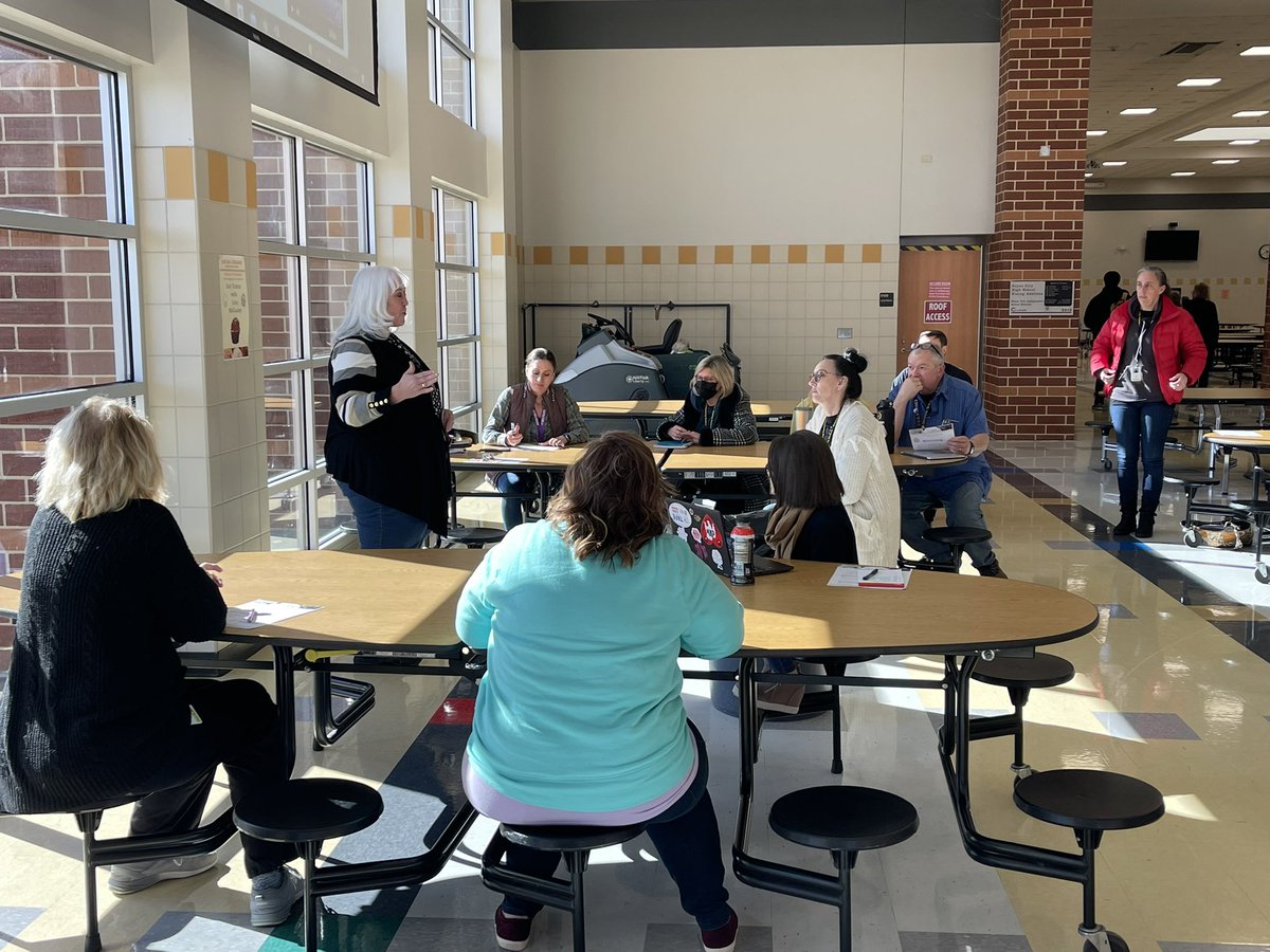 Angela Arledge tweet media