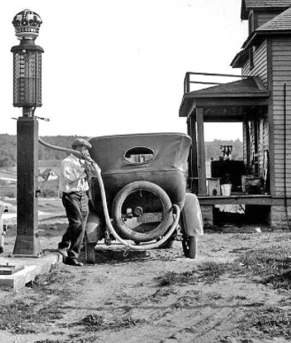 hiddensmallcaps's tweet photo. Oil and Ford bull markets. #innovation https://t.co/2MyXXABwjz