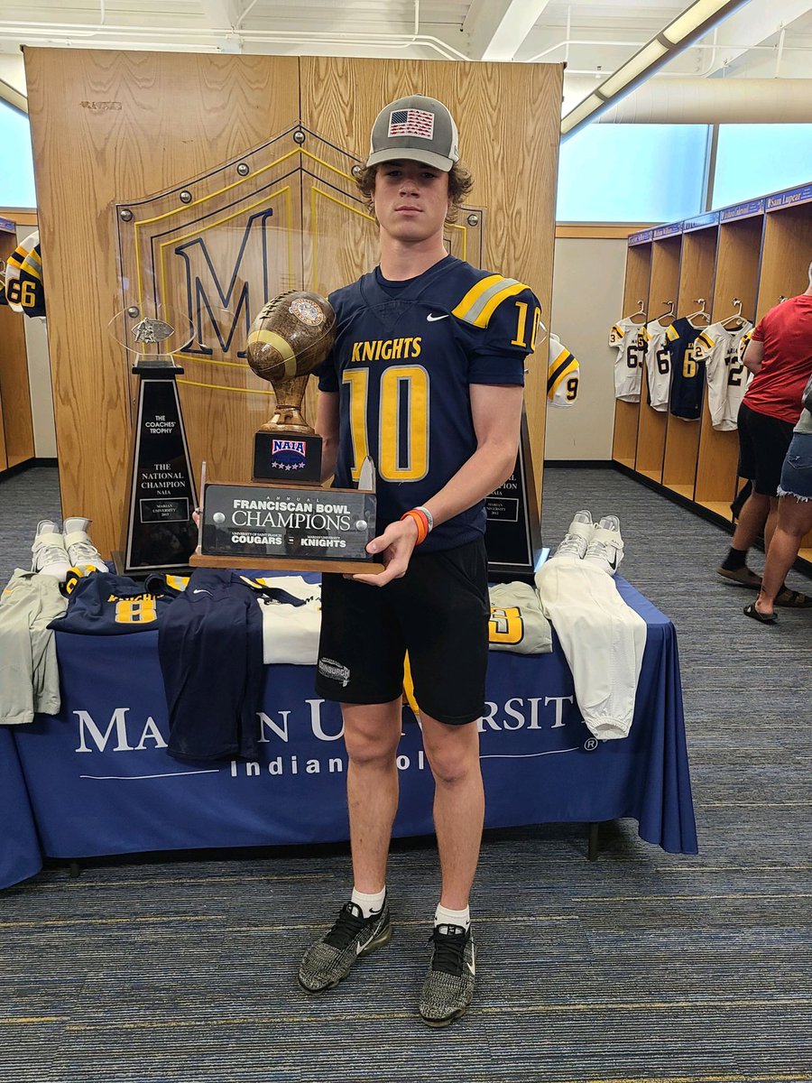 riley_palmeter's tweet photo. Committed〽️ @MarianUFootball https://t.co/p7Y4n8Cpbt