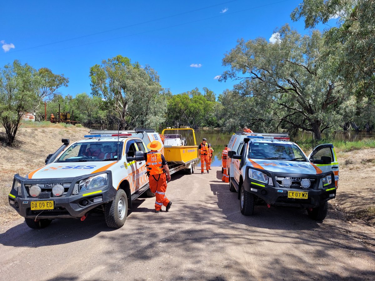QLDSESVA's tweet photo. 🦺 SES NEWS

The QLDSES Flood Boat Rescue team are working through a diverse range of tasks in NSW helping the NSW SES and community.  Great job crew, stay safe!

https://t.co/nzB6C4lqXO
https://t.co/8UE4USUM7j

@QLDSESVA @QldFES 

#qldses #qldsesva #qldfes #ses #sesvolunteers https://t.co/ysLd2LKNGT