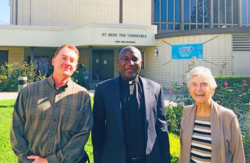 wellsoflife's tweet photo. With the help of John Mckeagney and Father Max, Sister Joan was able to passionately deliver the mission of Wells of Life to those at St. Bedeโs in Pasadena!
#WeDrillWells #WellsofLife #HealthyVillageCommunity https://t.co/8tybc4WZun
