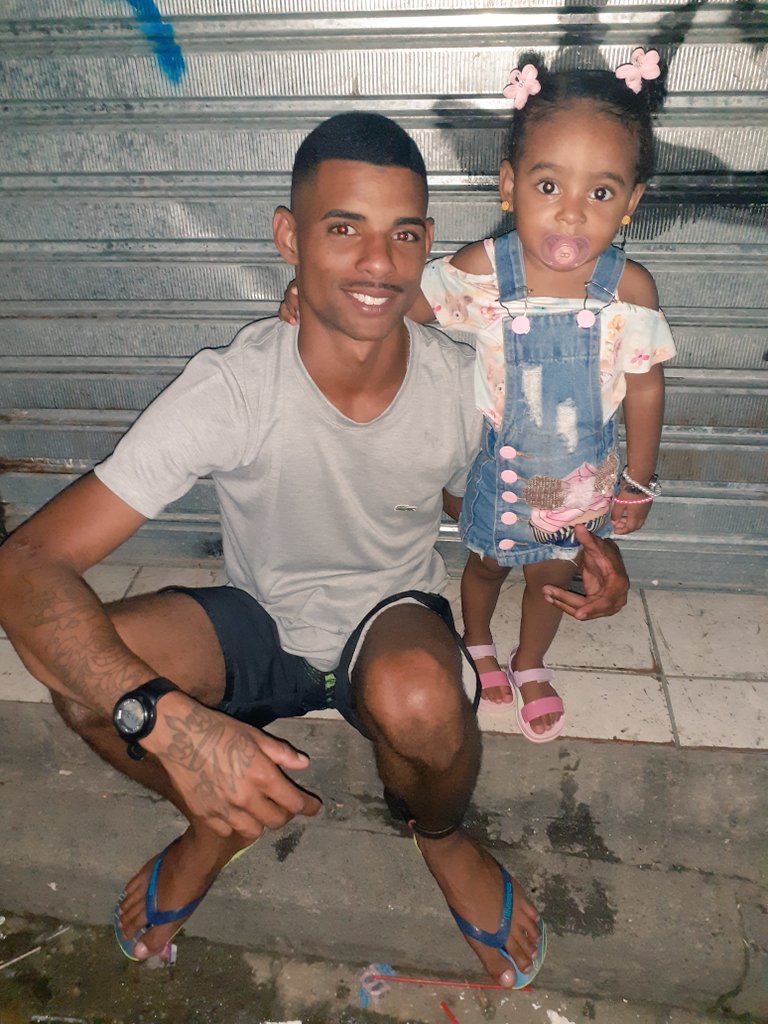 DENTIN557's tweet photo. Amo do papai 💎❤👶💕💗 https://t.co/JhtNfdnXN8