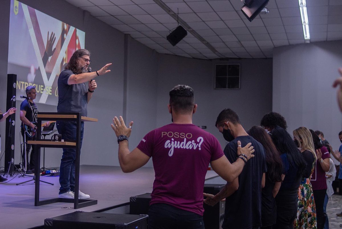 redeigrejas's tweet photo. Como estão seus sonhos?

Saiba as 3 etapas para receber um sonho de Deus:
1. Deus diz o que Ele quer fazer com você;
2. Deus mostra como Ele vai fazer;
3. Deus mostra o que Ele vai fazer.

Viva hoje o que o Espírito Santo preparou para a sua vida! https://t.co/UCdcT47Ewc