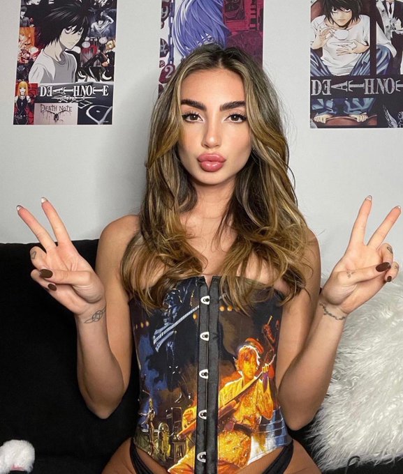 TW Pornstars - Barstool Smokeshows. The latest pictures and videos from