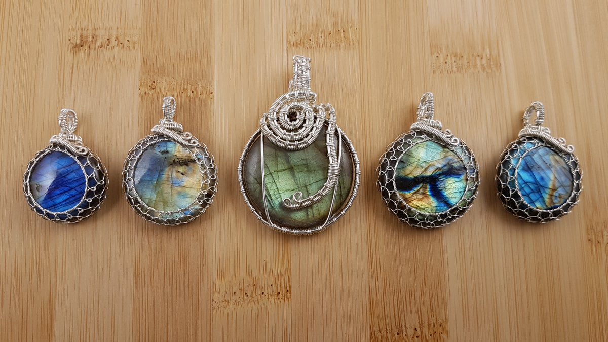 OiShinyThings's tweet image. I&apos;ve taken your advice and jumped straight in - here&apos;s 5 stunning labradorite pendants, they&apos;re all listed now and they&apos;re all ready to go! 
OiShiny.Etsy.com
#Handmade #ShopSmall #MagicOnTheGo