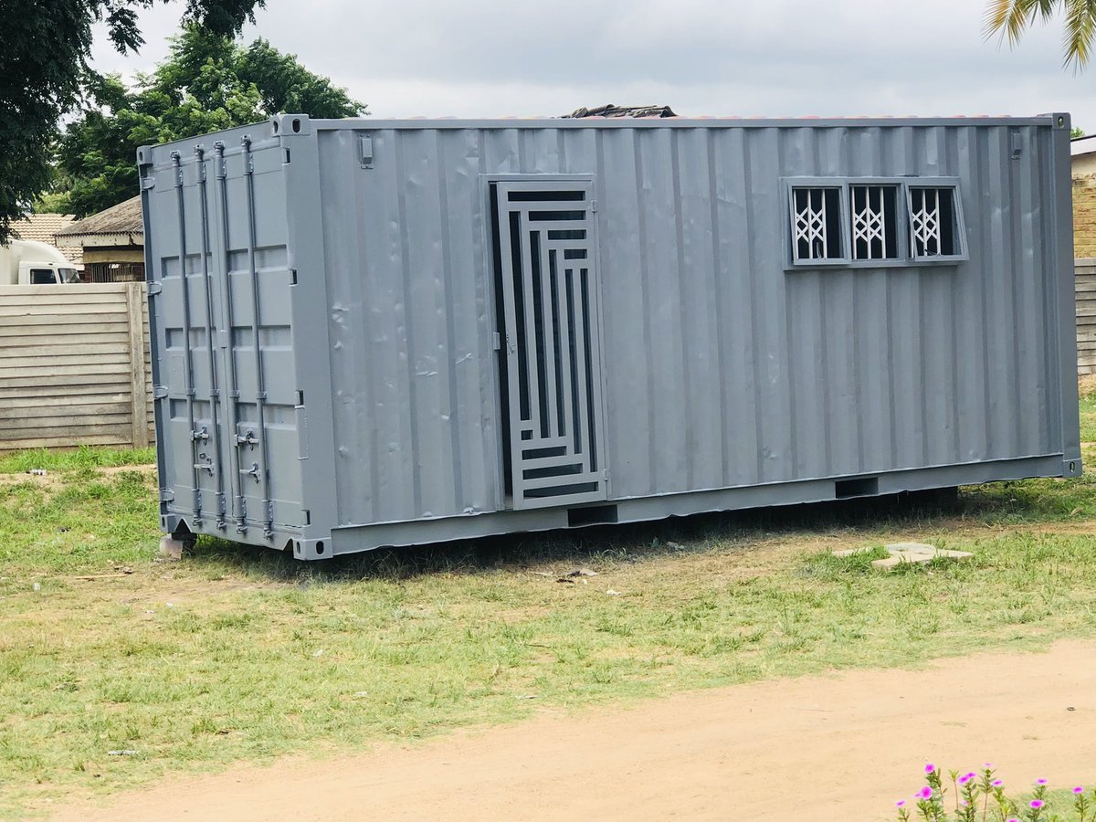 Kurazcontainer1's tweet photo. Any design we can. Modern High security screen. https://t.co/UCD6tUi19N