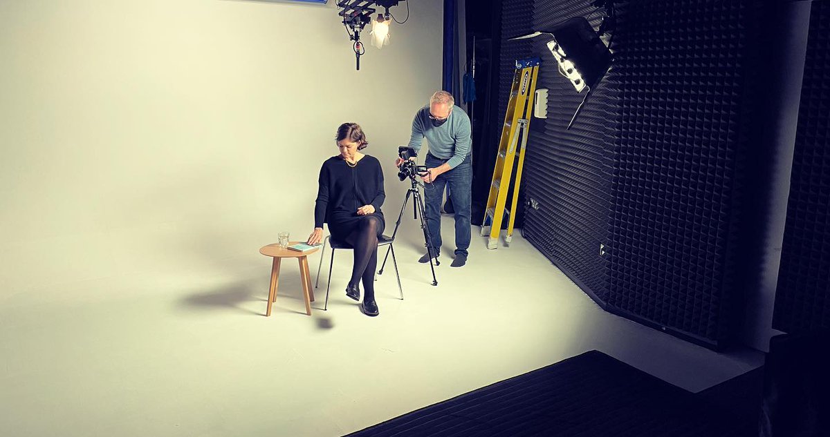 LITTLE GINGER (@littlegingerco) on Twitter photo Interview for <a href="/fwfilm/">FLETCHERWILSON</a> at their studio in London. Interview conducted remotely from New York via zoom fed into autocue system. Directed by Nick White (who you can see here adjusting the B cam for some over the shoulder…
📸 instagram.com/p/CYTpOVIqMjR/ via tweet.photo Interview for <a href="/fwfilm/">FLETCHERWILSON</a> at their studio in London. Interview conducted remotely from New York via zoom fed into autocue system. Directed by Nick White (who you can see here adjusting the B cam for some over the shoulder…
📸 instagram.com/p/CYTpOVIqMjR/ via tweet.photo