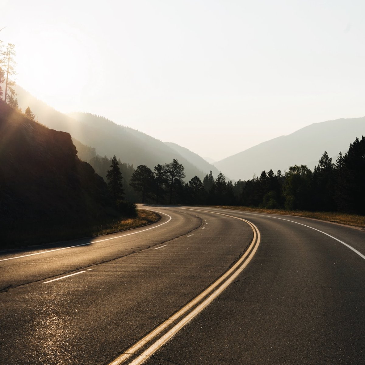 FritzsAutoSound's tweet image. A new year calls for new adventures! Where are you hoping the road takes you in 2022? #AutoSound