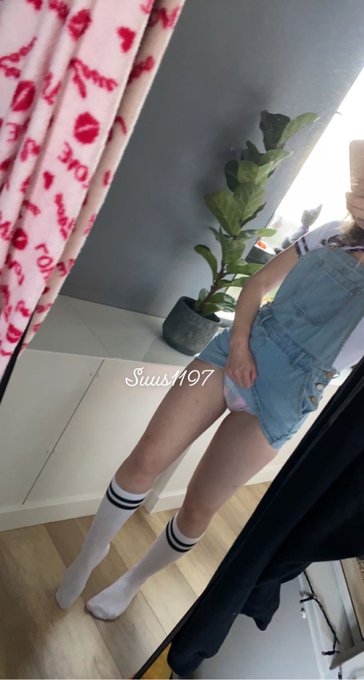 I just secretly masturbated to my own video, that&rsquo;s how horny I think it is😳😏🤤 https://t.co/cXCWPU8bL3