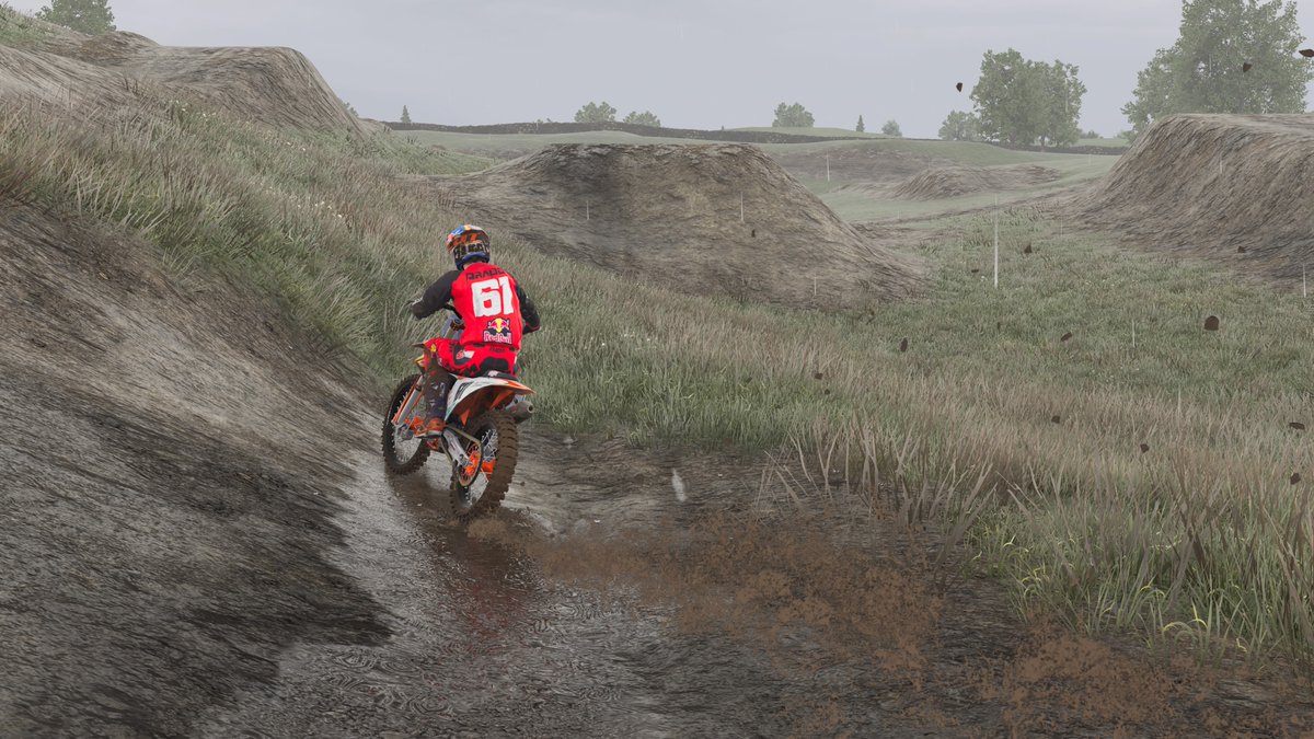 Tomhlord's tweet photo. Played some #MXGP21 today. A surprisingly significant improvement over the previous iteration, if only because that one was a bit lacklustre.

Now the series has a solid footing, it must innovate more next time around to stay relevant. https://t.co/j1Th5LUisl
