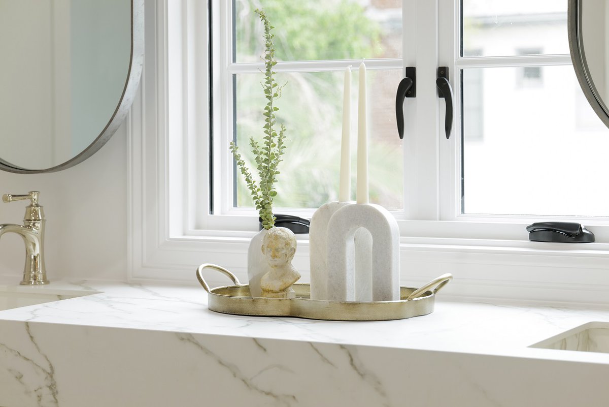 WeatherShield's tweet photo. #WeatherShieldView The unique design of the Premium Series Push-Out French Casement features the latest technology with a traditional and minimalist look and feel. #PremiumSeries #PushOutCasement #Casement #Window #TraditionalDesign https://t.co/wgFtBf6mw6