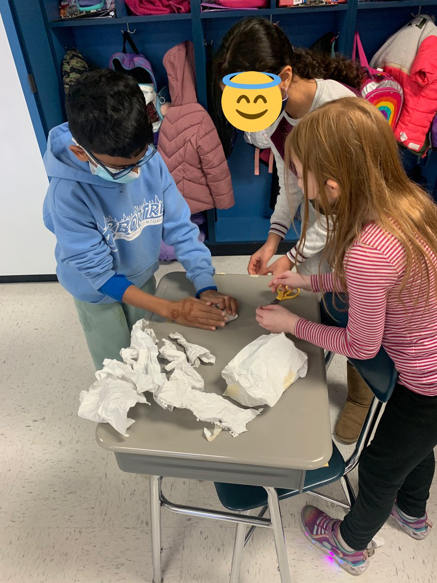 Ending our day with some STEM fun! Students made snowmen with just paper, tape, and their imagination! ⛄️ #rvilleproud