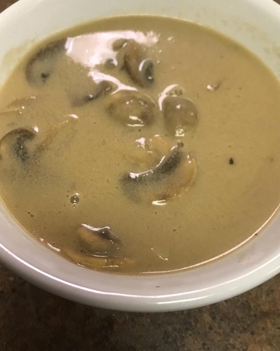 bistroongaetzrd's tweet photo. Like our homemade soups?

You can now have them in the comfort of your own home. 1 litre containers will feed 3 to 4 people, (or 1 hungry teen). Just thaw, reheat &amp; serve. Drop in or call for available flavours. $8

See you for lunch and support your local restaurants. https://t.co/WY3a4CZjde