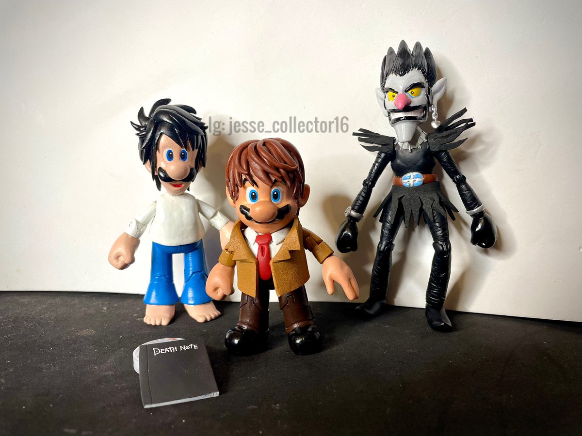 weirdcollector's tweet photo. Nintendo x Death Note #DEATHNOTE #Nintendo #toys #supermario #mario #toy #ryuk #l https://t.co/43g7blOf0k