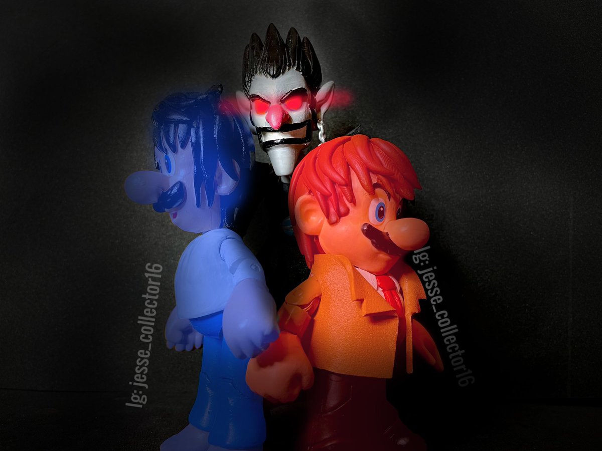 weirdcollector's tweet photo. Nintendo x Death Note #DEATHNOTE #Nintendo #toys #supermario #mario #toy #ryuk #l https://t.co/43g7blOf0k