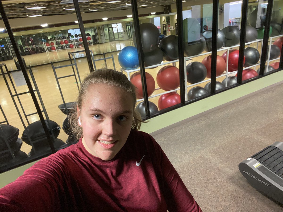 Hitting the gym for some conditioning on game day. Can’t wait for the doc to clear me for contact so I can play. Staying ready!