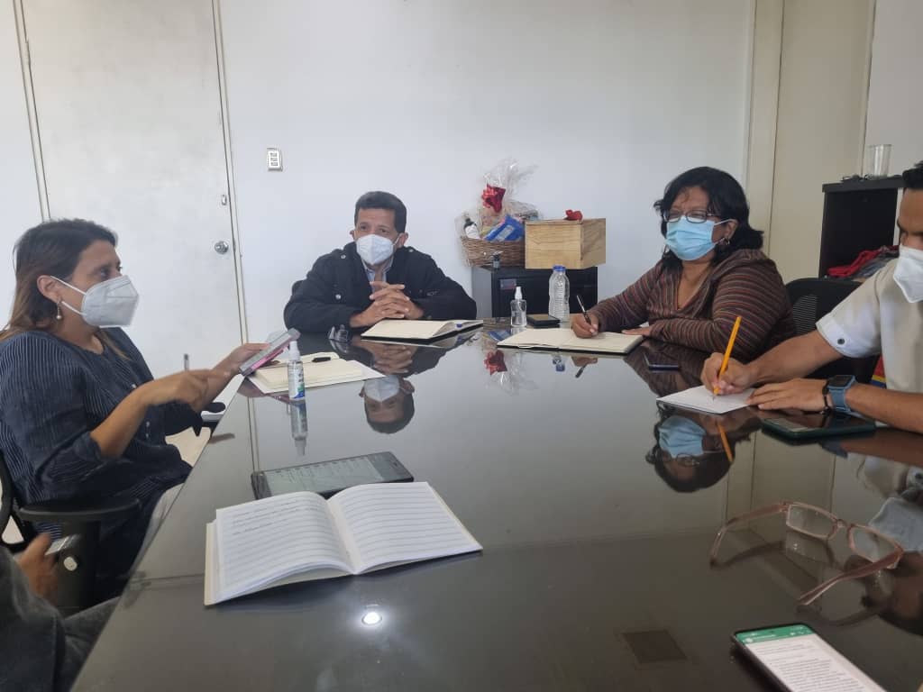 mineducacion_ve's tweet photo. Cumpliendo instrucciones de la Min. @_LaAvanzadora, los viceministros (as) de educación se reunieron en aras de preparar el reinicio de clases y actividades en el marco del Día del Maestro/a. @NicolasMaduro @_LaAvanzadora https://t.co/I3inHPJqw8