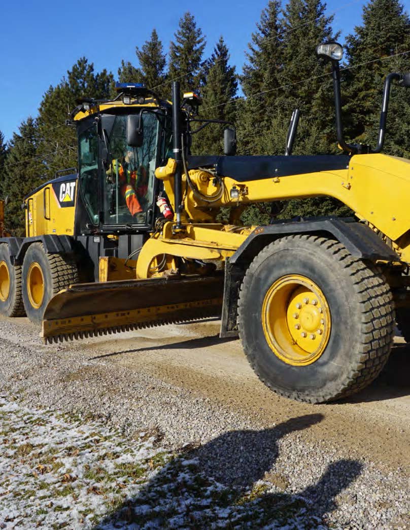 wheelercat's tweet photo. New Cat GraderBit2 designs utilize rebuildable mounting boards and tungsten carbide cutting bits to deliver up to 20x wear life compared to through hardened cutting edges.
#WheelerMachinery #WheelerCat #LetsDoTheWork #YellowIron https://t.co/ux0uhkH1rc