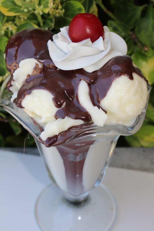 jeffreyvandyk's tweet photo. What does a hot fudge sundae have to do with Faith, Trust, and Delight?

Listen in to this message I shared before the holidays
https://t.co/nko6HIVefJ

#thecourageousmessenger #activationtuesdays #faith #trust #delight #guidance https://t.co/CWyilAjmiy