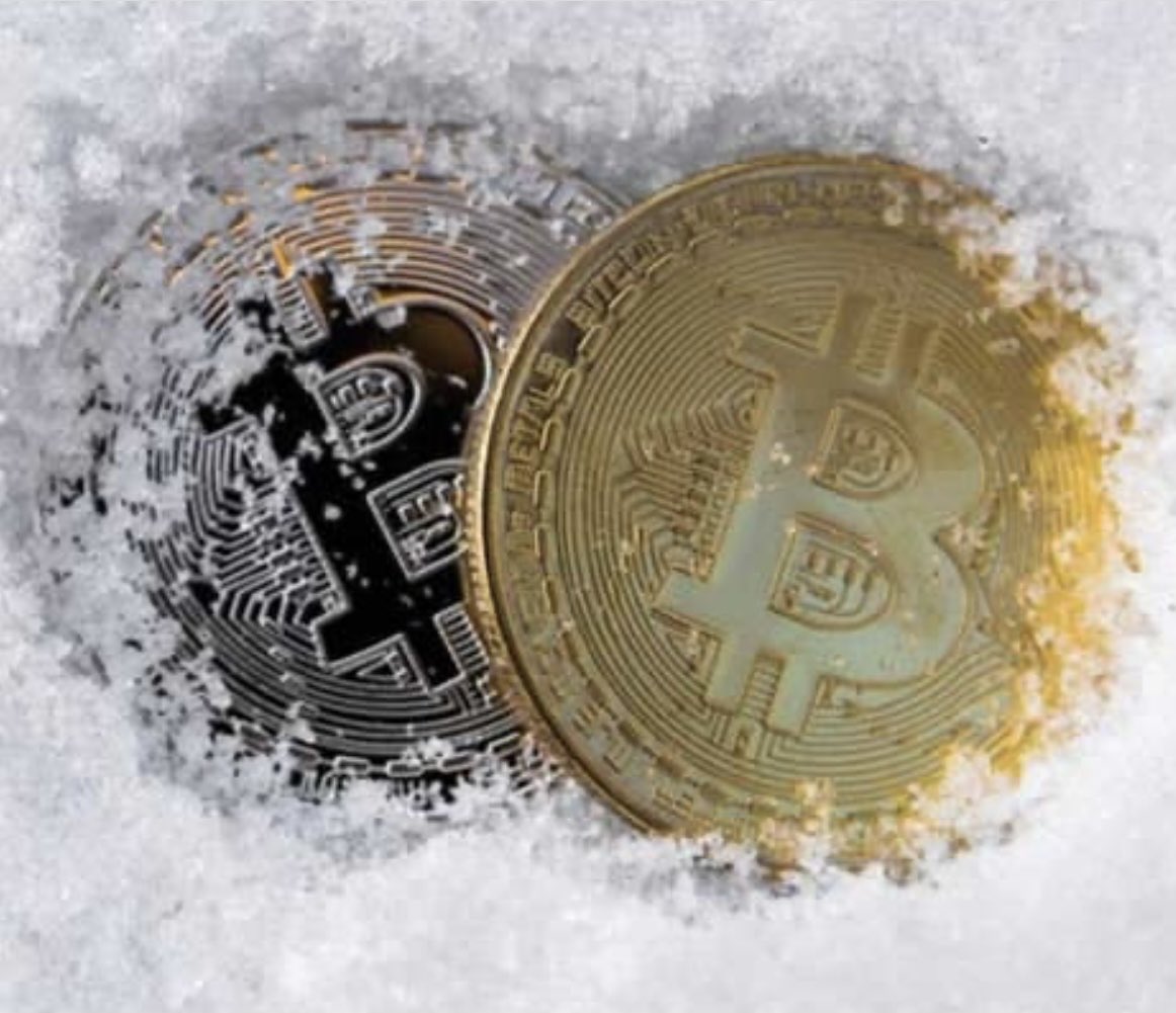 QueenLLLLO's tweet image. 😉😉😉