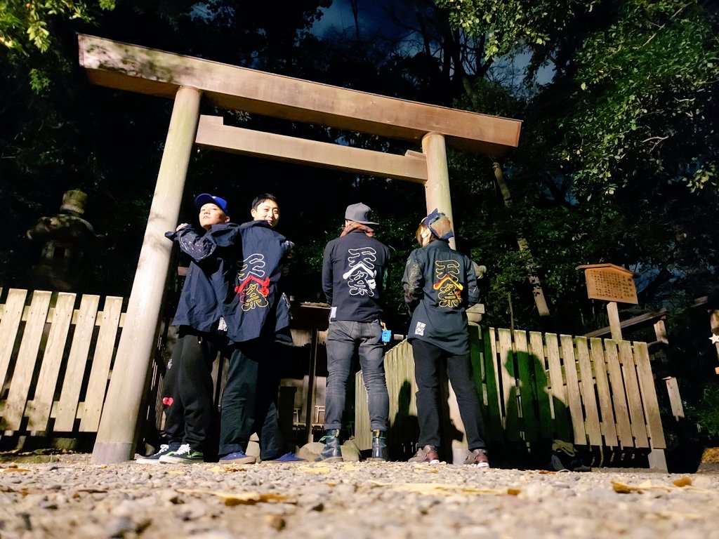 tengu_fes's tweet photo. 2022年あけましておめでとうございます
本年もどうぞよろしくお願いいたします
がおー🐯 https://t.co/Gj1jVw4wgC