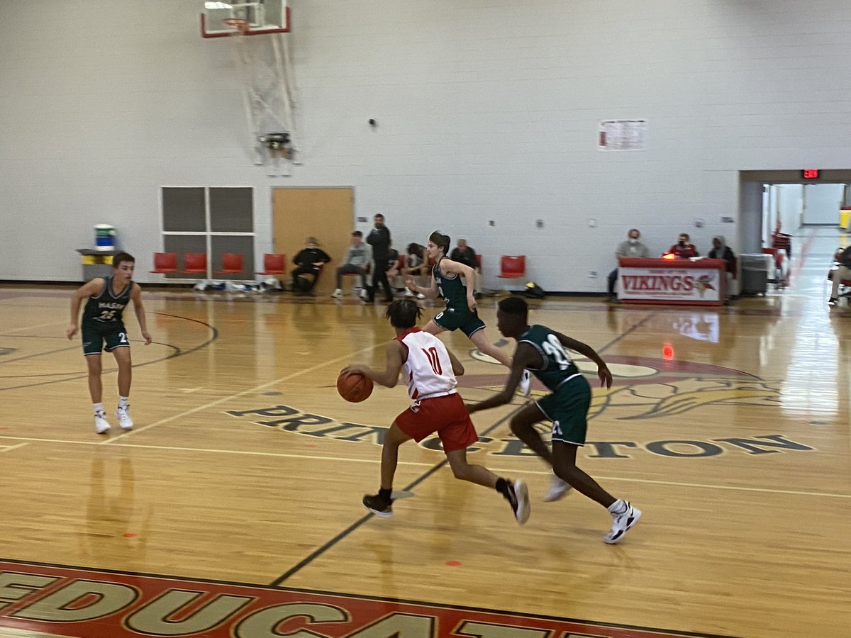 StallworthPCMS's tweet photo. 8th Grade PCMS Boys Basketball in action against Mason. Let’s Go Vikes!!! @PCMSVikingPride @VikeNation @DrMackzum #VikingDiff https://t.co/eNdoePiPec