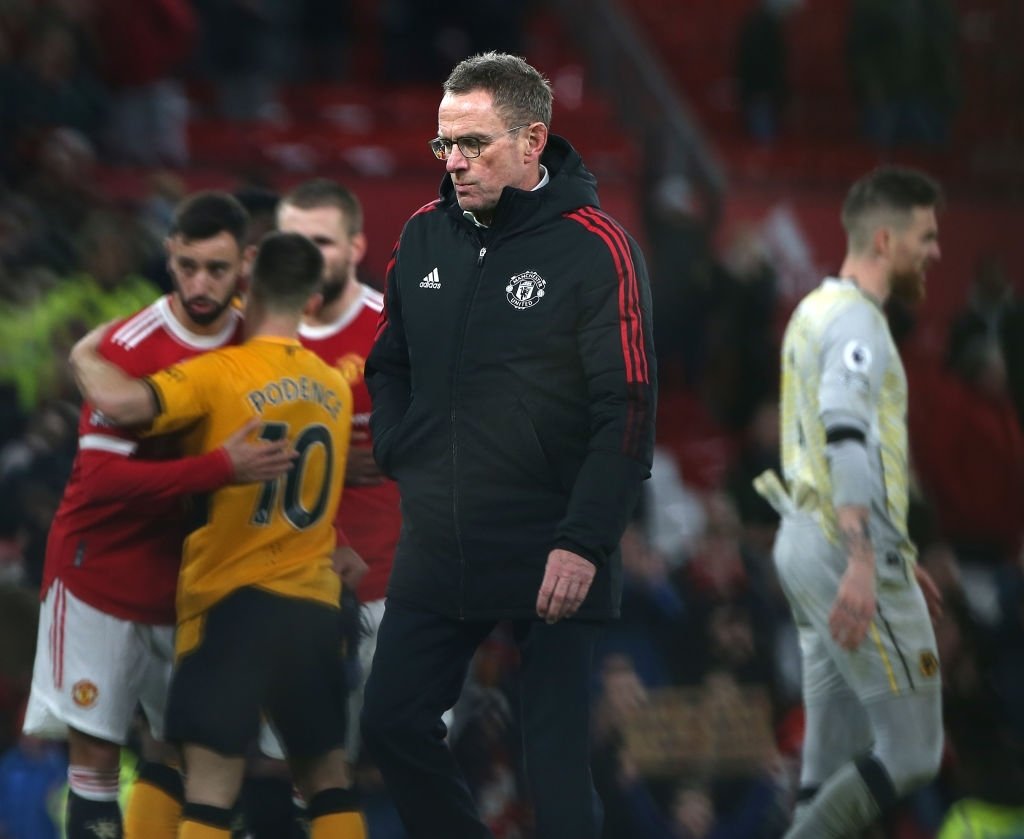 CieloUnited's tweet image. Muchos jugadores del Manchester United se sienten defraudados con los entrenamientos de Ralf Rangnick, no están impresionados con su táctica y también se sienten decepcionados de la calidad de sus asistentes. (I) [@DiscoMirror, @MirrorDarren]