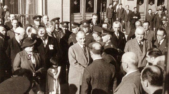 Gazi Mustafa Kemal Atatürk’ü, şehitlerimizi ve rahmete kavuşmuş gazilerimizi saygıyla ve rahmetle anıyoruz. 

#niceyüzyıllaraAdana
#5OcakAdananınKurtulusu 
#5Ocak
#Adana