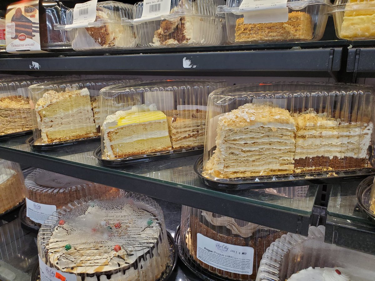 When you want more variety or just less cake, try our sliced up half-cake combos!