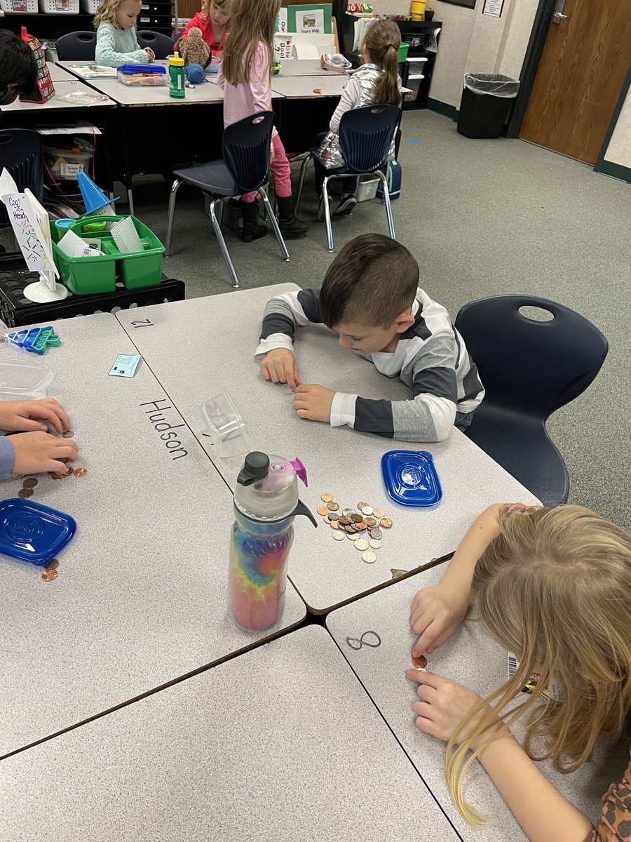 HESHixson's tweet photo. Money, money, money…today we took a close look at pennies, nickels, and dimes. https://t.co/iBDfSgeYm9